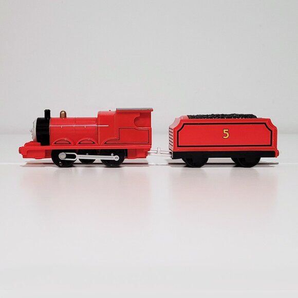 Thomas & Friends Trackmaster James Motorized Train with Tender - Works - Picture 4 of 6